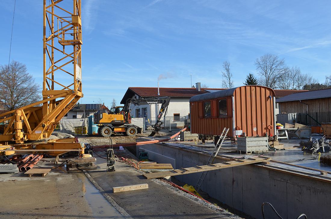Bausstelle bei der Autowelt Beer in Waging am See